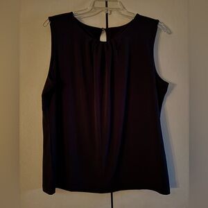 Elegant Black Sleeveless Top L